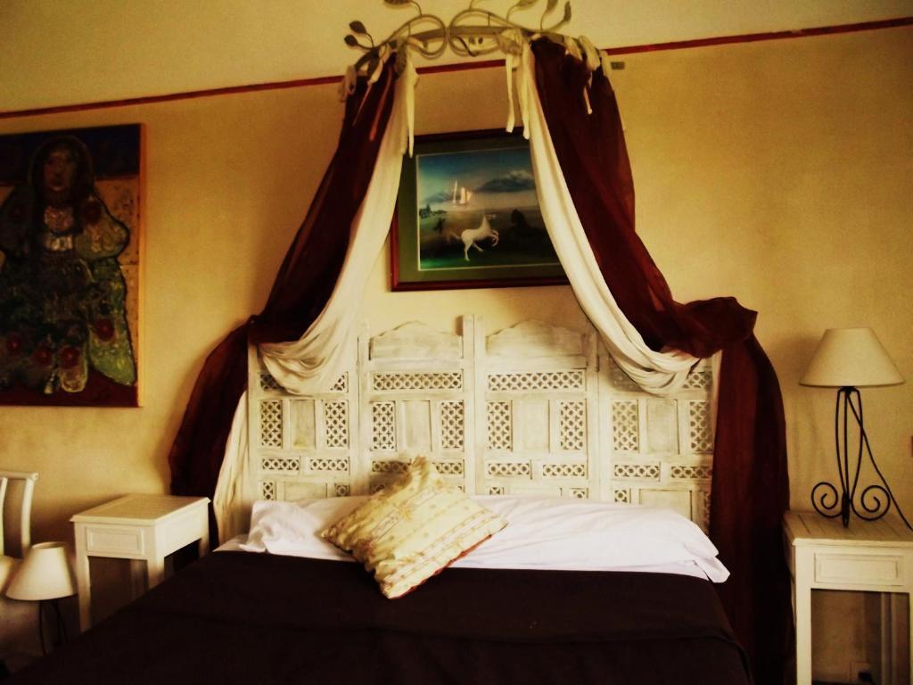 La Maison Aux Volets Bleus Bed and Breakfast Venasque Eksteriør billede